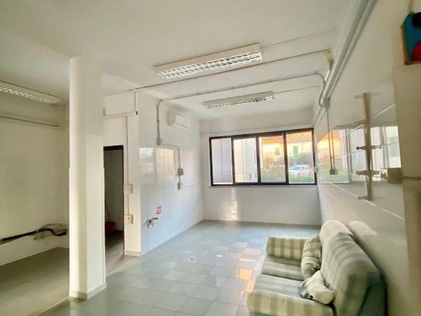 Riferimento CA1099 - Fondo Commerciale in Vendita a Capraia