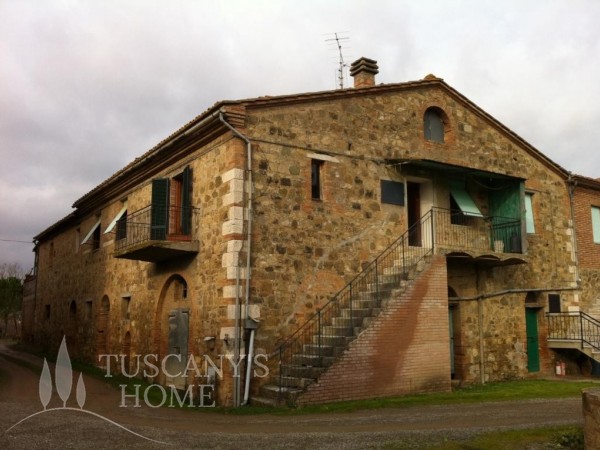 Reference VC107 - Farmstead for Sale in Montalcino