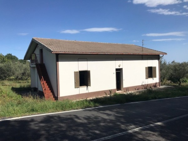 Riferimento VA 667 - Casa Indipendente in Vendita a Civitaquana