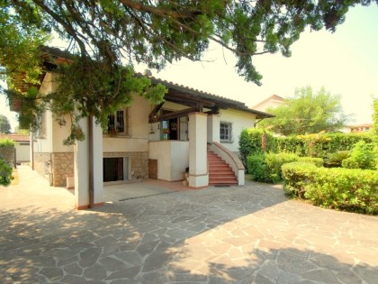 Immobile WA 15494 - Villa Singola in Vendita a Marina Di Pietrasanta