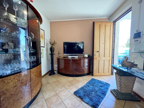 Riferimento 2F1545 - Appartamento in Vendita a Torre Del Lago Puccini
