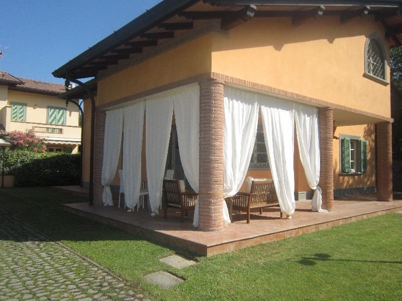 Villa in affitto a Forte Dei Marmi (LU)