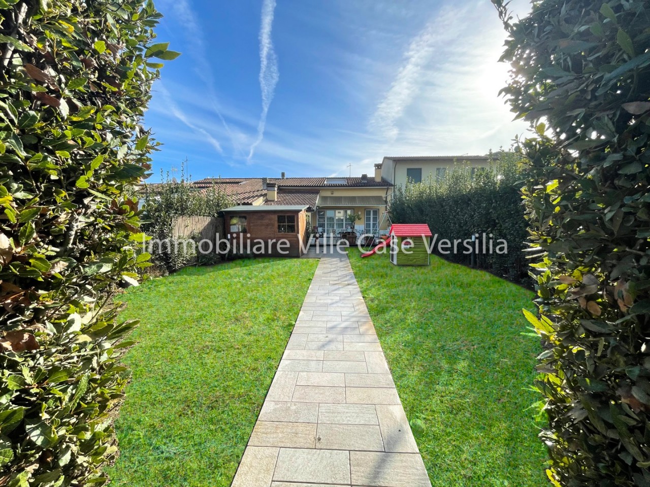 Villa in vendita a Tonfano, Pietrasanta (LU)