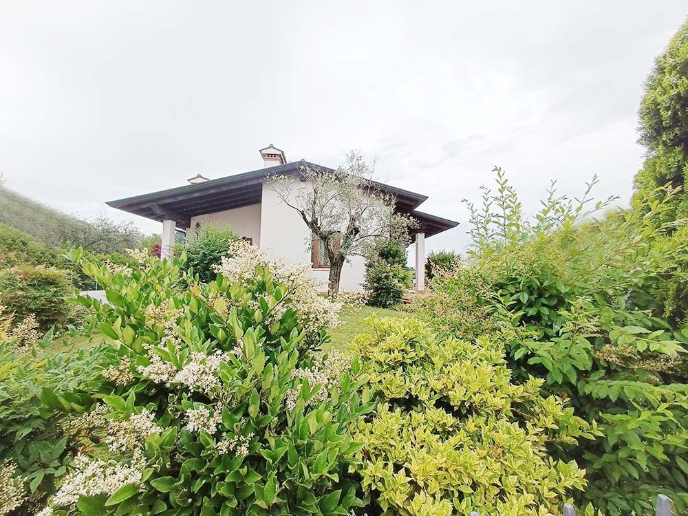 Villa in vendita a Romano D'ezzelino (VI)