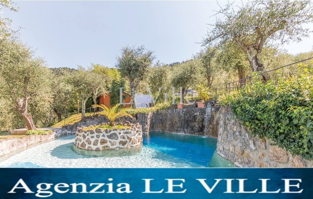Villa in vendita a Camaiore (LU)