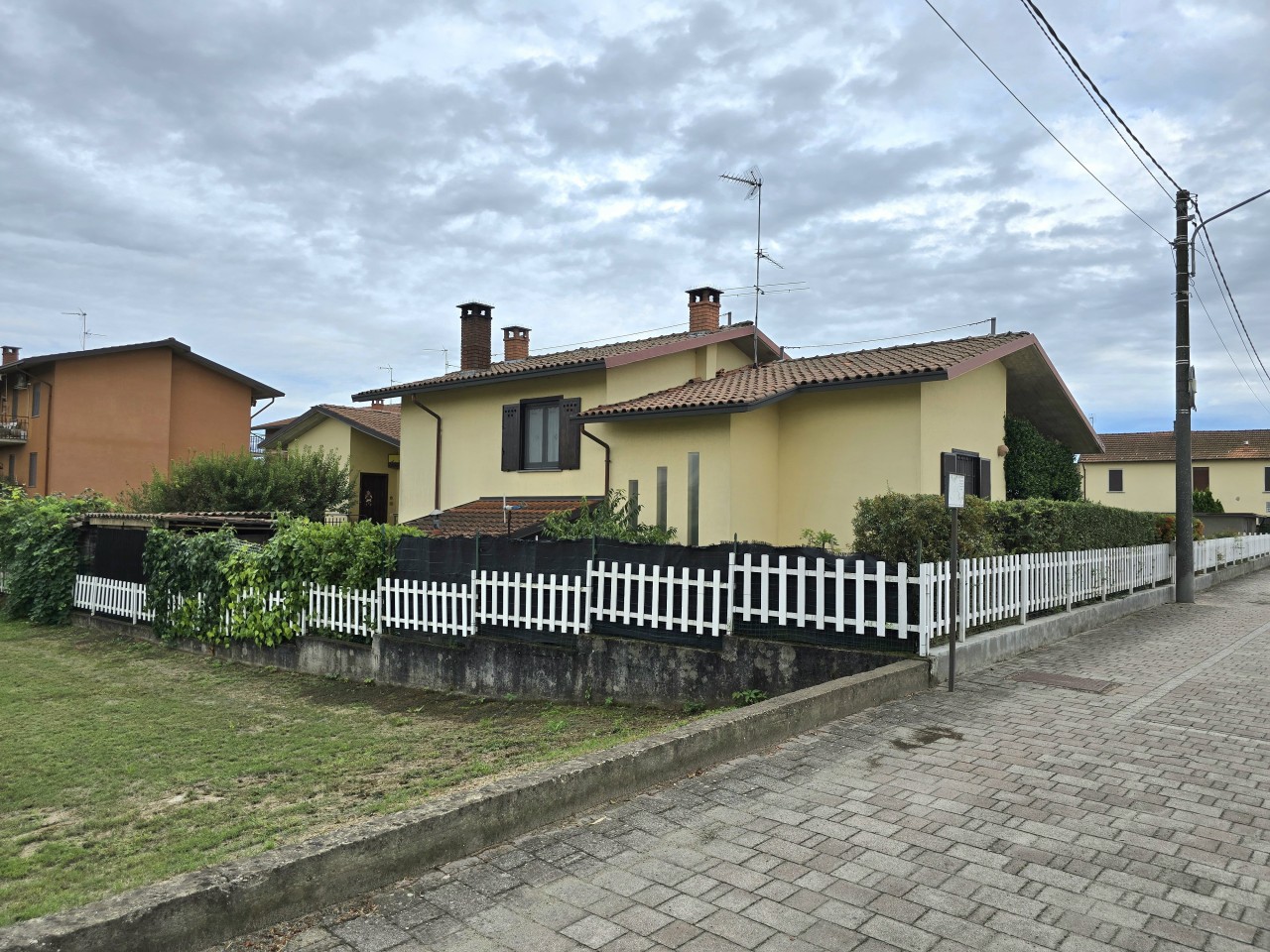 Villa in vendita a Sommo (PV)