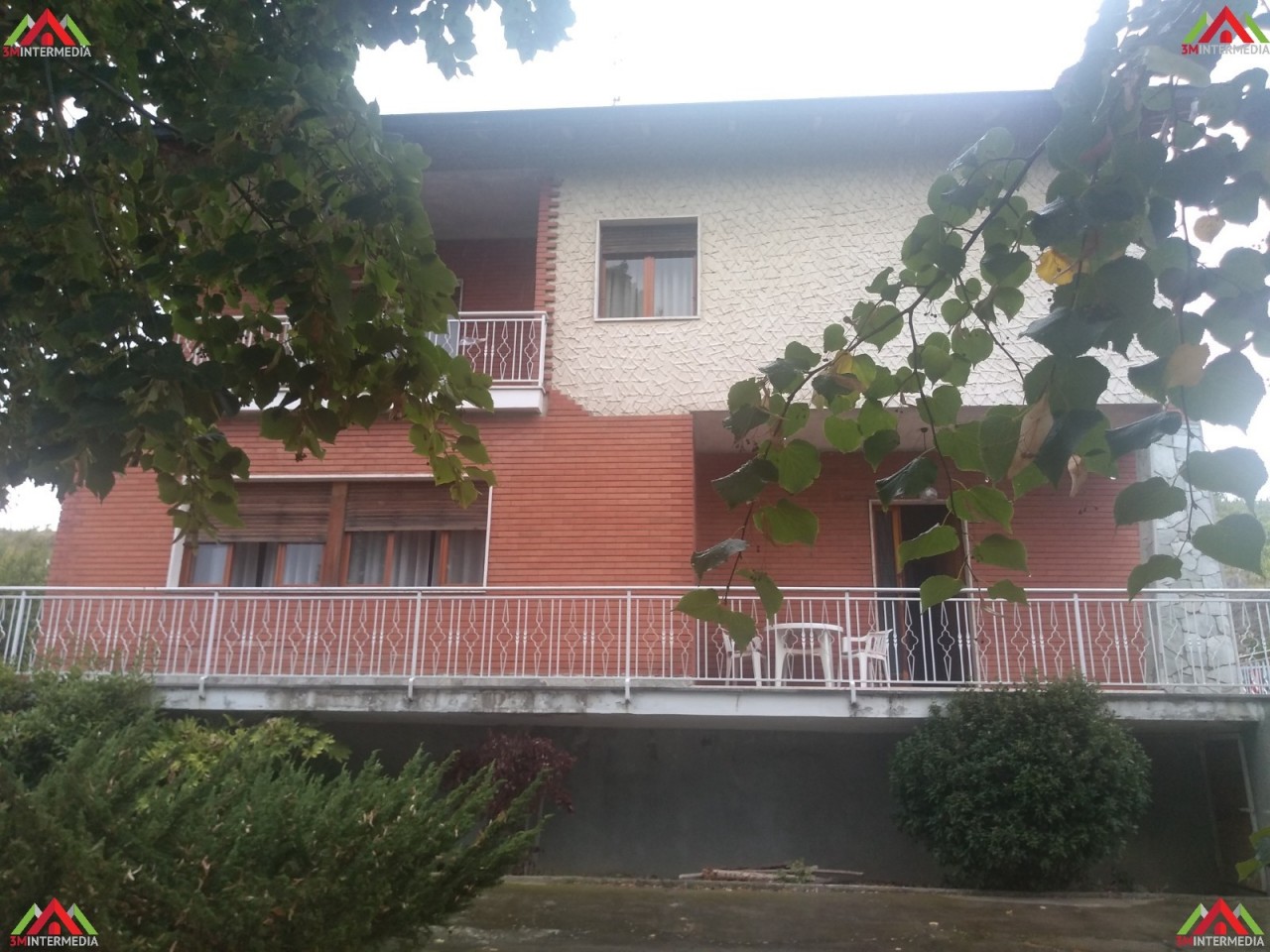 Casa indipendente in vendita a Nizza Monferrato (AT)