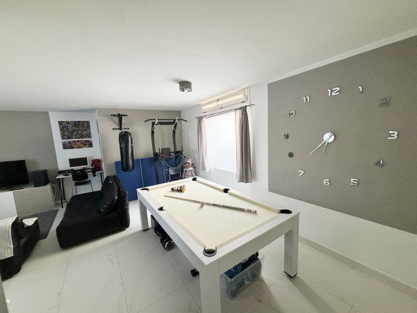 Riferimento SV130 - villa in Buying And Selling in Pietrasanta