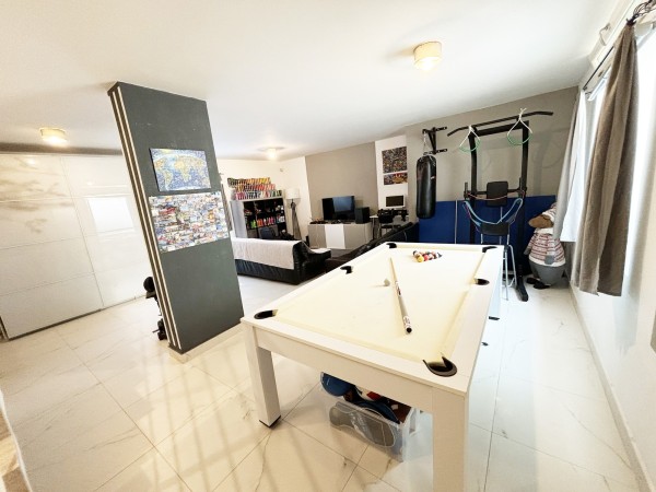 Riferimento SV130 - villa in Buying And Selling in Pietrasanta