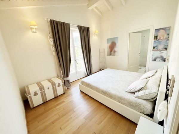 Riferimento SV130 - villa in Buying And Selling in Pietrasanta