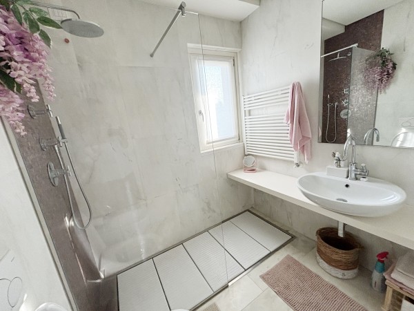 Riferimento SV130 - villa in Buying And Selling in Pietrasanta