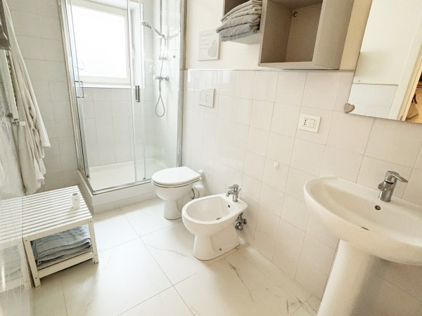 Riferimento SV130 - villa in Buying And Selling in Pietrasanta