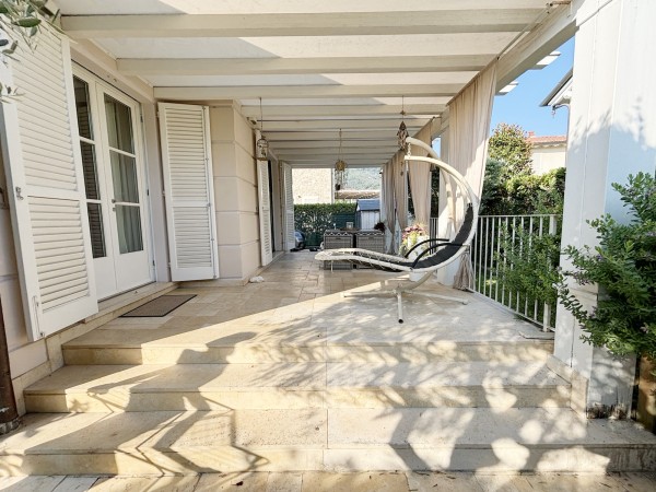 Riferimento SV130 - villa in Buying And Selling in Pietrasanta