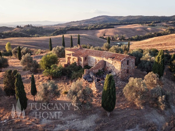 Reference VC536 - Farmstead for Sale in Asciano