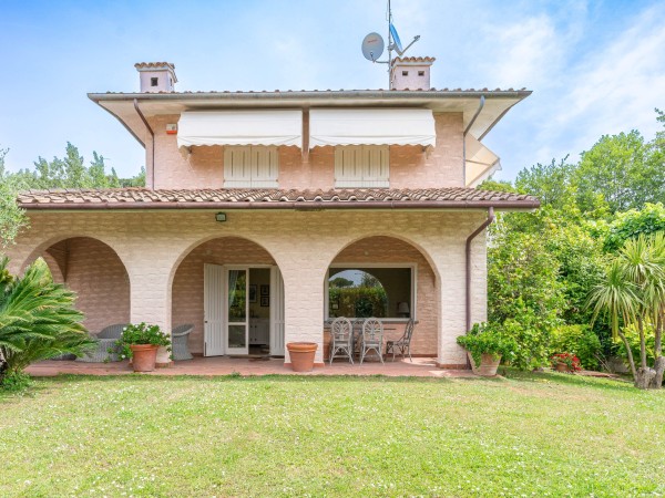 Villa Singola in vendita, Forte dei Marmi 