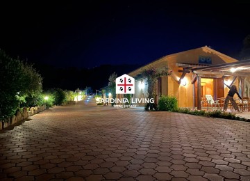 Villa  petra esmeralda