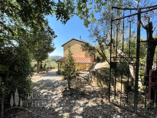 Reference VC539 - Farmstead for Sale in Trequanda