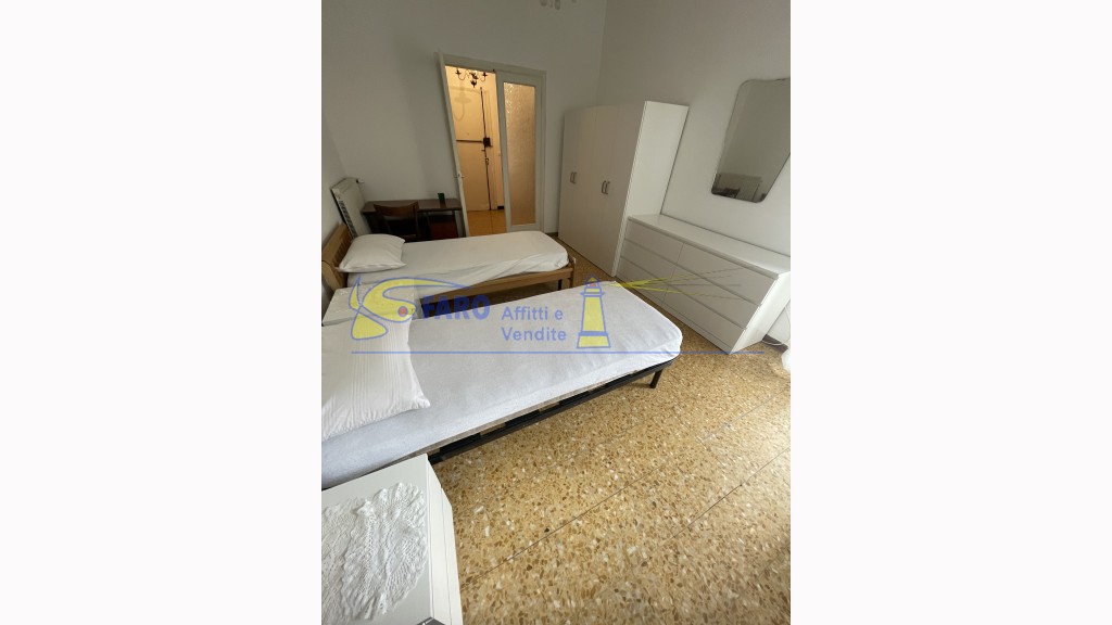 Appartamentoin Affitto, Ventimiglia - Centrale - Riferimento: at093