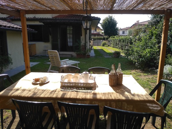 Riferimento SA0032 - two-family villa in Летняя аренда in Pietrasanta - Marina Di Pietrasanta