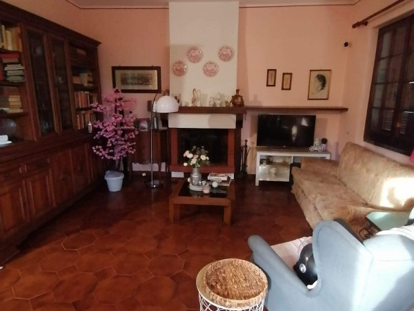 Rif. V1210 - villa singola in vendita a Forte Dei Marmi | Foto 5