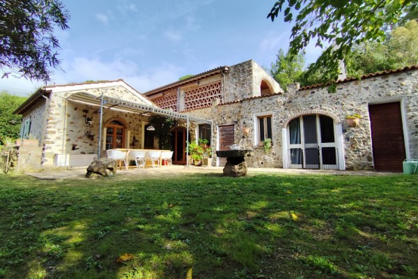 Freistehende Villa Zu Kaufen I