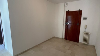 Appartamentoin Affitto, Vallecrosia - Centrale - Riferimento: a320