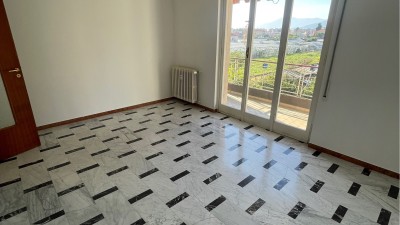 Appartamentoin Affitto, Vallecrosia - Centrale - Riferimento: a320