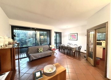 Villa bifamiliare su 3 livelli