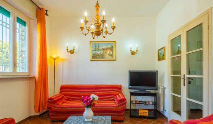 Riferimento AL183-IT046005C27H6Y8E66 - Appartamento in Affitto a Lido Di Camaiore