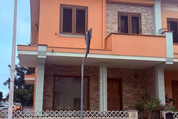 Villetta con taverna e cortile