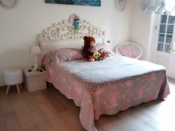 Rif. V2112 - villa singola in vendita a Viareggio | Foto 1