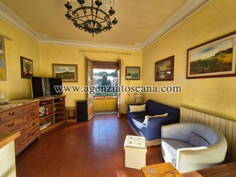 Apartment for sale, Forte Dei Marmi - Levante -  0