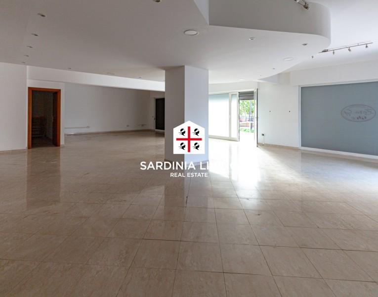 Locale commerciale olbia centr
