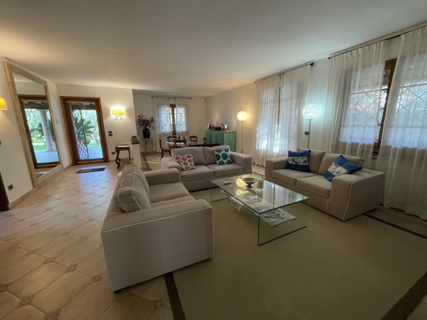 Riferimento SA1233 - villa in Летняя аренда in Pietrasanta - Marina Di Pietrasanta