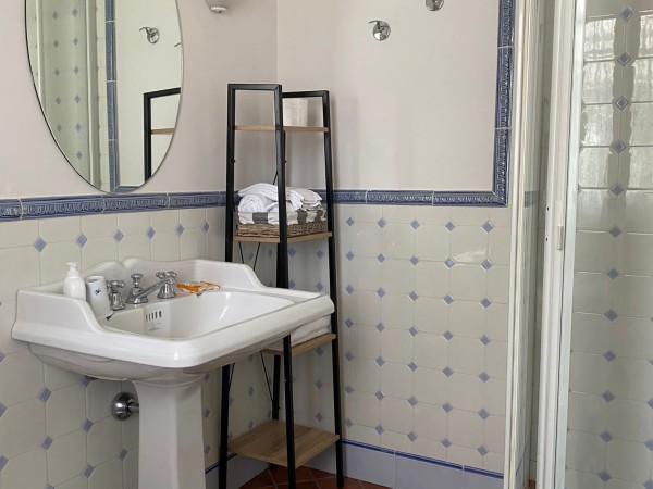 Riferimento SV012 - villa in Покупая и продавая in Forte Dei Marmi