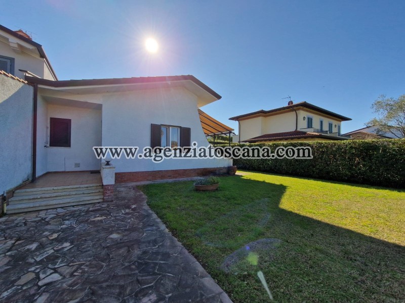 Villetta in affitto, Forte Dei Marmi - Vittoria Apuana -  1