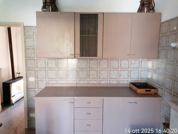 Riferimento 0017 - Appartamento in Affitto a Forte Dei Marmi