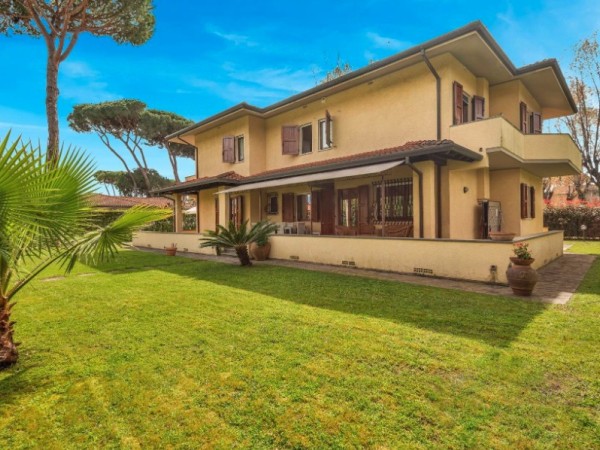 Villa Singola in vendita, Forte dei Marmi 