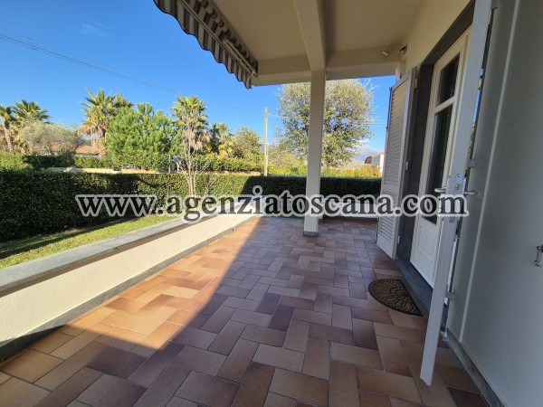 Two-family Villa for rent, Forte Dei Marmi - Centrale -  43