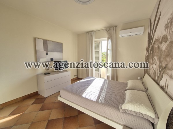 Two-family Villa for rent, Forte Dei Marmi - Centrale -  24