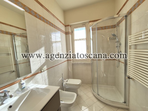 Villa Bifamiliare in vendita, Forte Dei Marmi - Centrale -  26