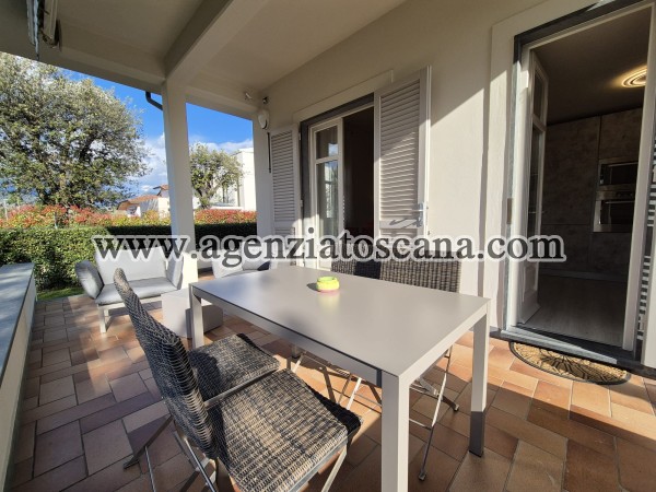 Villa Bifamiliare in vendita, Forte Dei Marmi - Centrale -  35