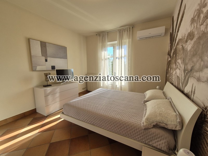 Villa Bifamiliare in vendita, Forte Dei Marmi - Centrale -  25