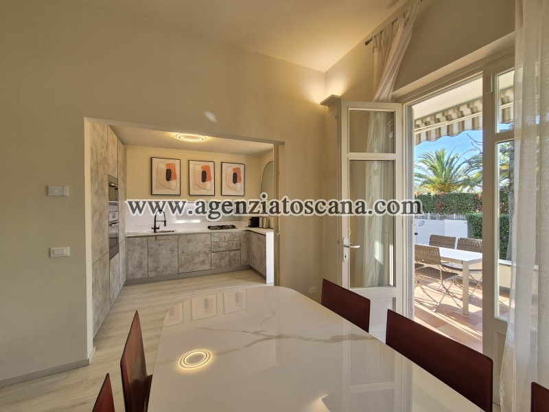 Villa Bifamiliare in vendita, Forte Dei Marmi - Centrale -  11