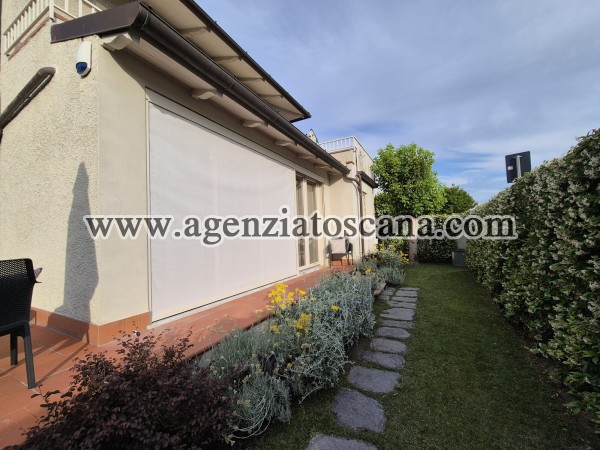 Villa for sale, Forte Dei Marmi - Centrale -  2