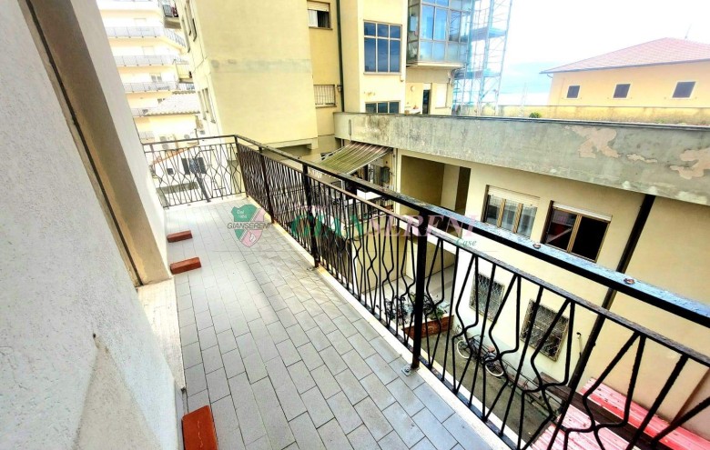 Agenzia Giansereni - 