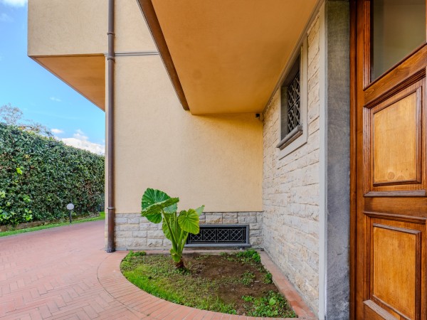 Riferimento SA007 - villa in Летняя аренда in Forte Dei Marmi - Centro Storico