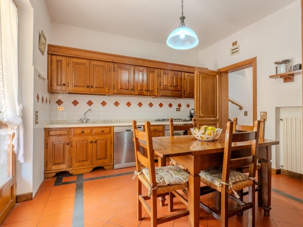 Riferimento SA007 - villa in Летняя аренда in Forte Dei Marmi - Centro Storico