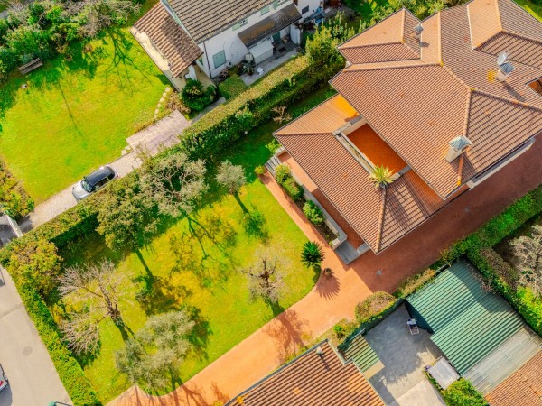 Riferimento SA007 - villa in Летняя аренда in Forte Dei Marmi - Centro Storico