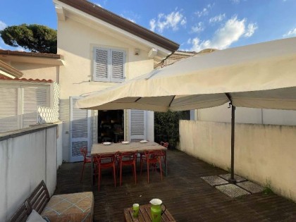 Immobile WA 15551 - Villa in Vendita a Marina Di Pietrasanta